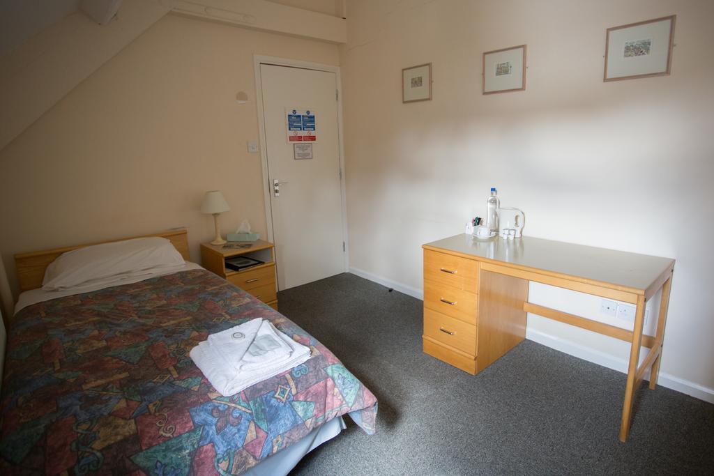 Gregynog Hall Pensionat Tregynon Eksteriør billede