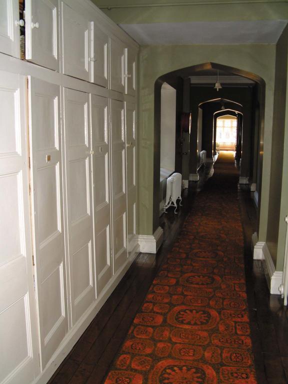 Gregynog Hall Pensionat Tregynon Eksteriør billede