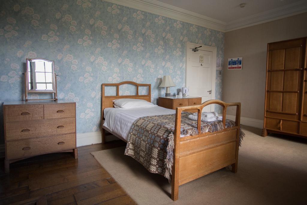 Gregynog Hall Pensionat Tregynon Eksteriør billede