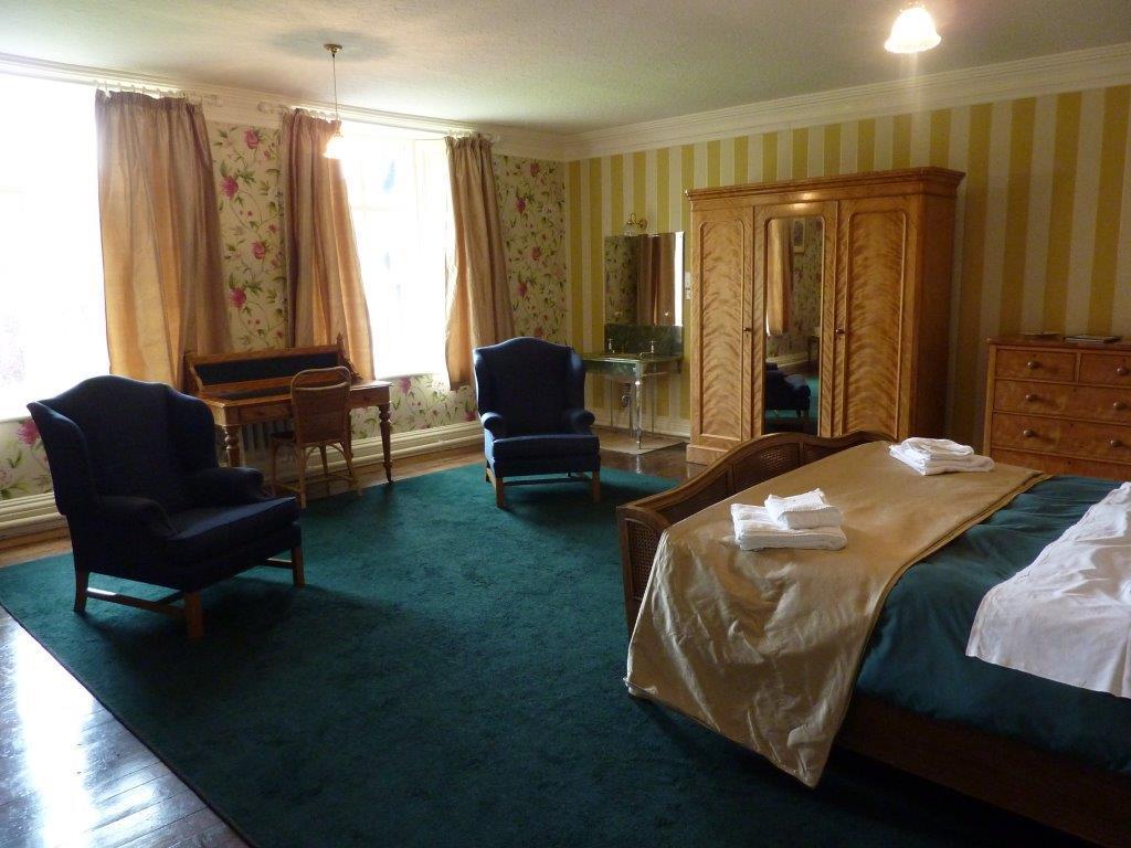 Gregynog Hall Pensionat Tregynon Eksteriør billede